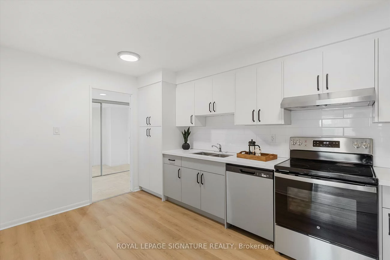 2185, Marine, 1001 - BR Bronte, Oakville