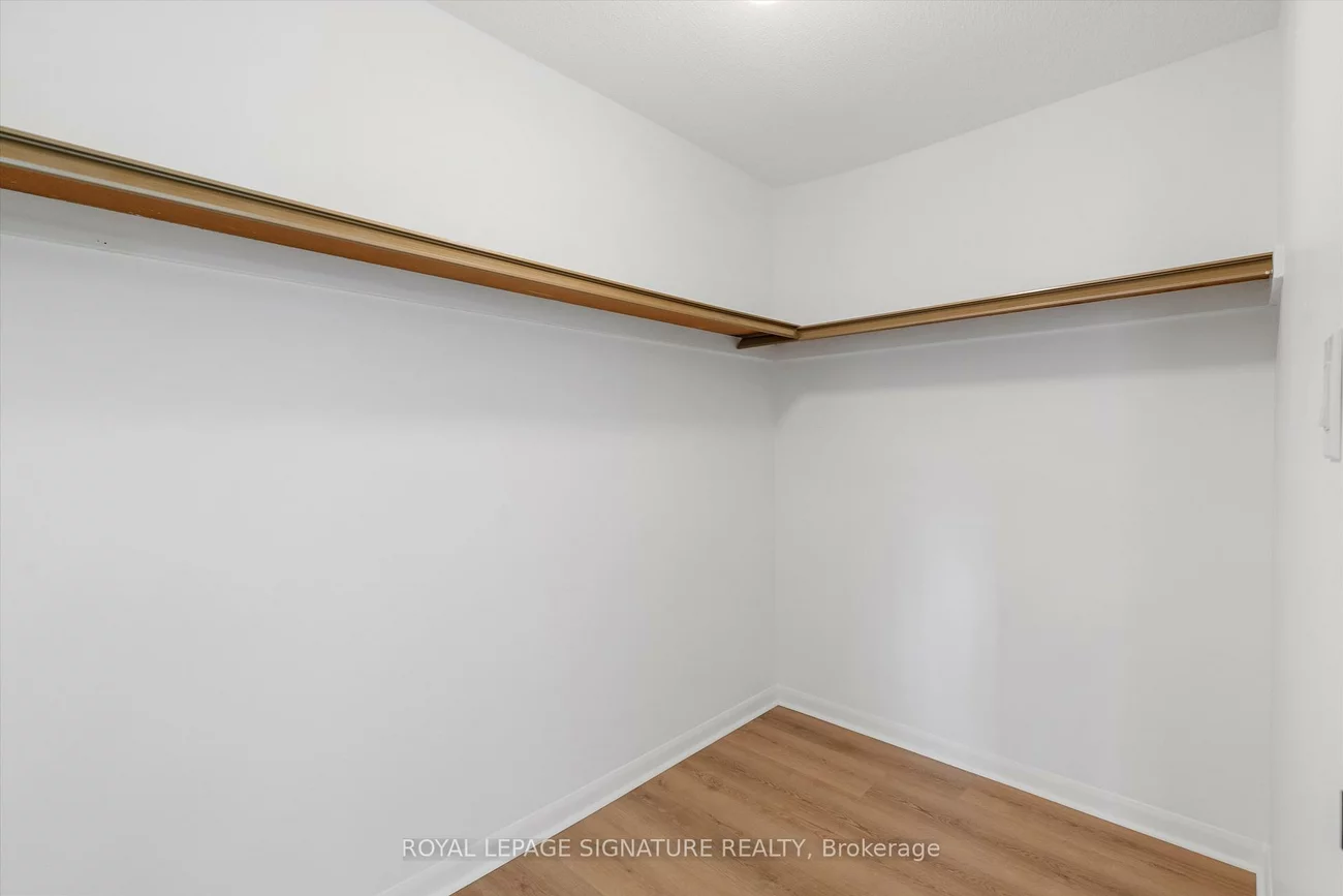 2185, Marine, 1001 - BR Bronte, Oakville