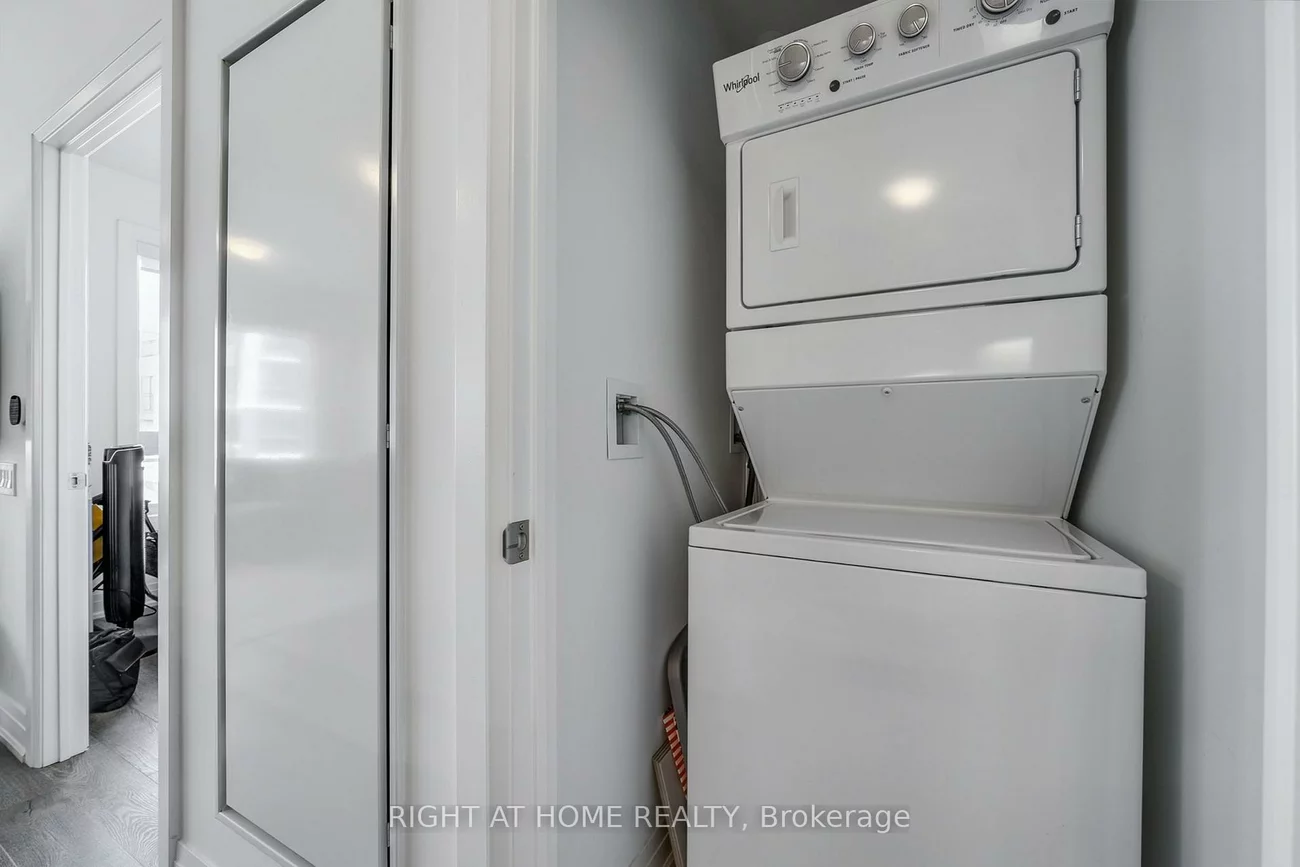 3265, Carding Mill, 1008 - GO Glenorchy, Oakville