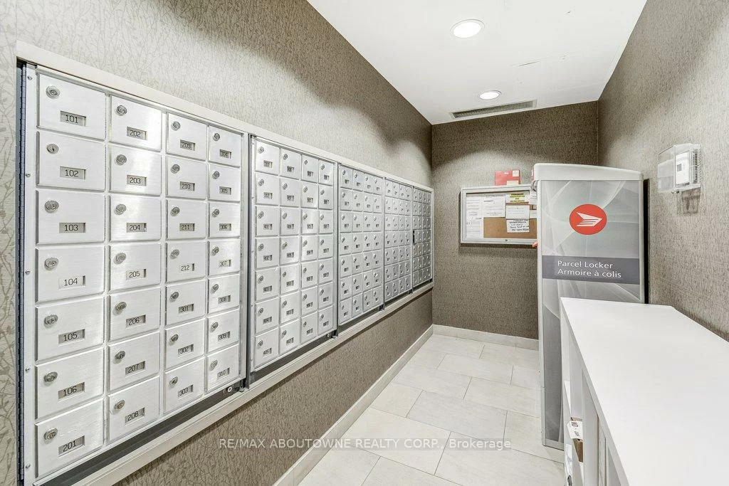 2325, Central Park, 1015 - RO River Oaks, Oakville