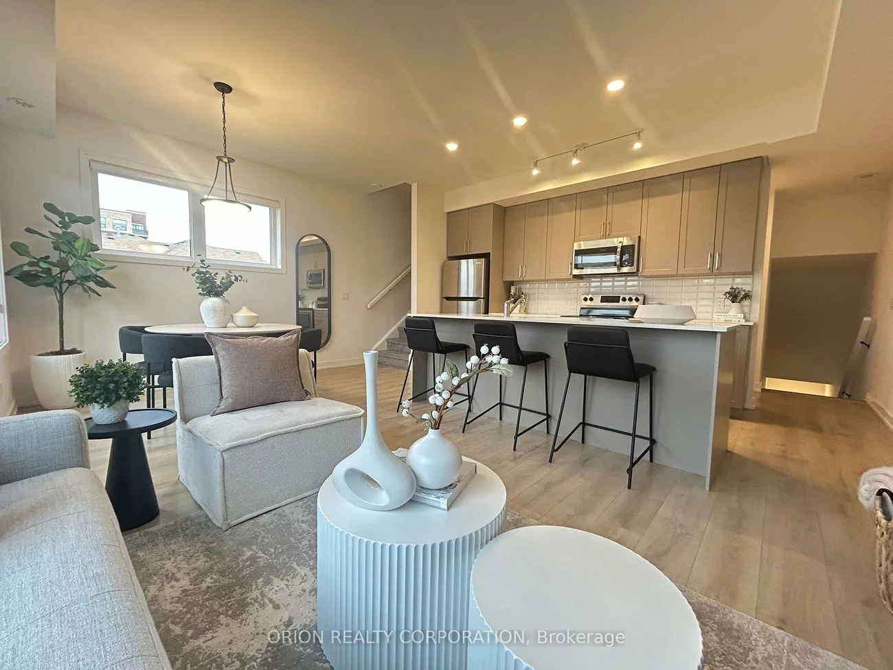 3078, Sixth, 1008 - GO Glenorchy, Oakville