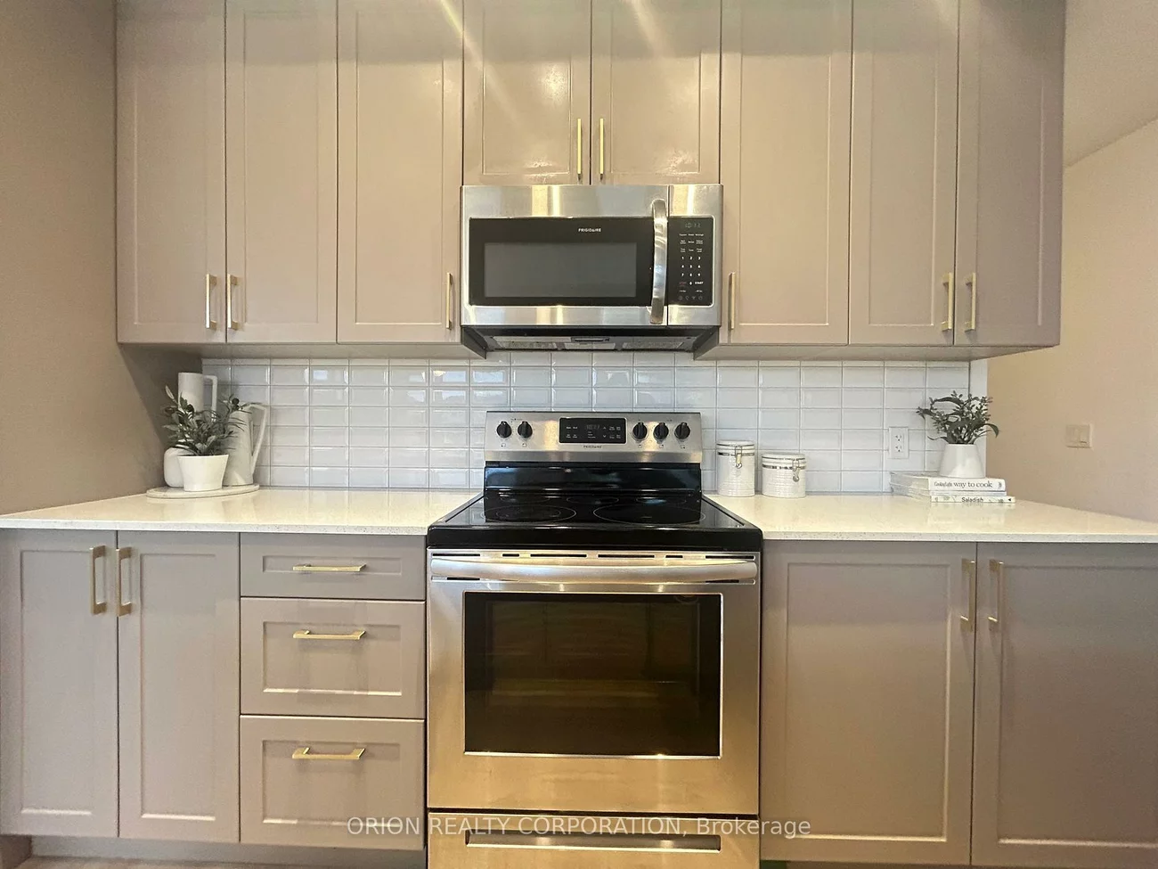 3078, Sixth, 1008 - GO Glenorchy, Oakville