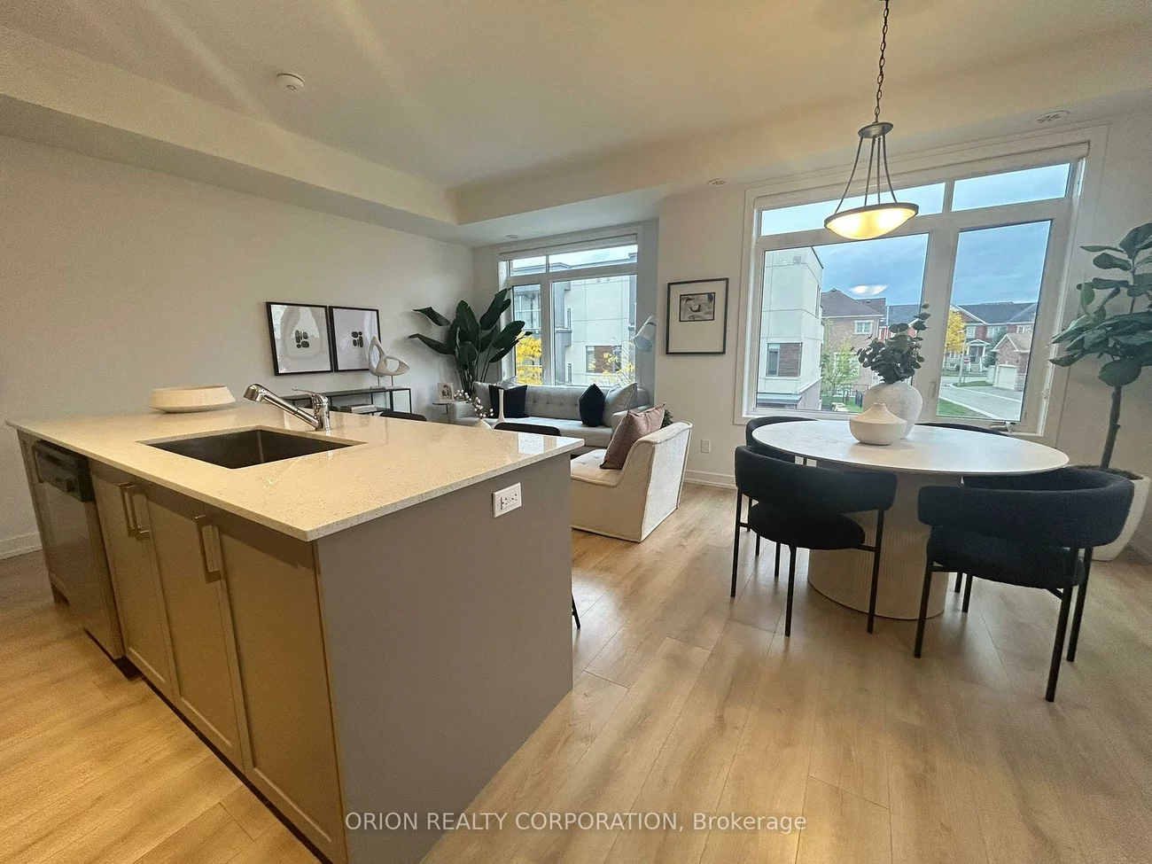 3078, Sixth, 1008 - GO Glenorchy, Oakville