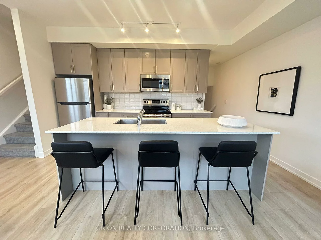 3078, Sixth, 1008 - GO Glenorchy, Oakville