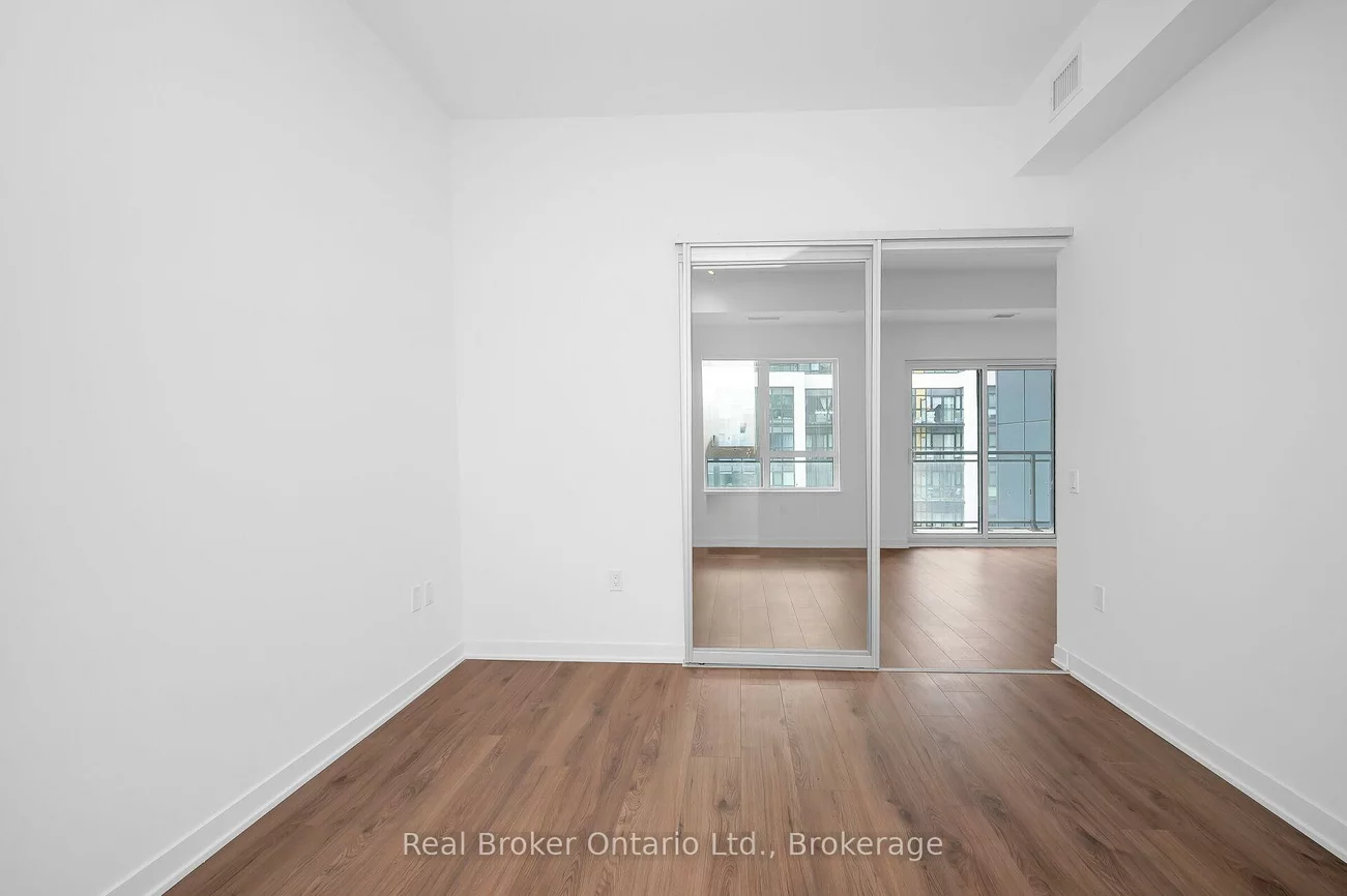 395, Dundas, 1008 - GO Glenorchy, Oakville