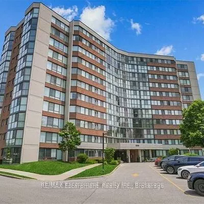 1230, Marlborough, 1003 - CP College Park, Oakville