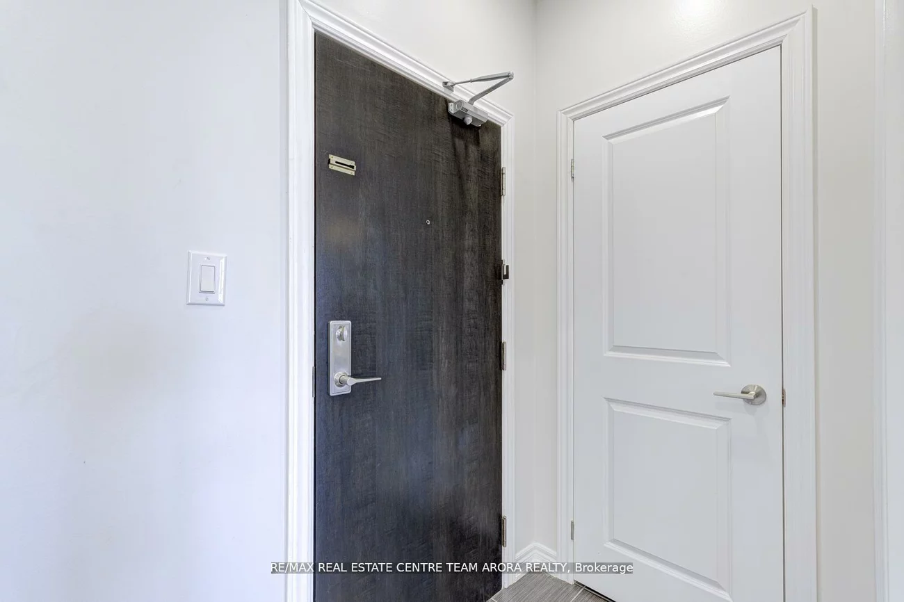 2326, Taunton, 1015 - RO River Oaks, Oakville