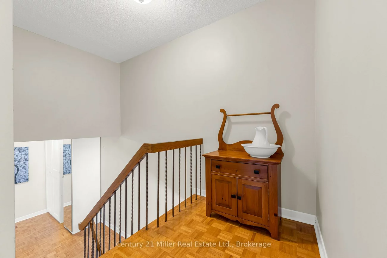 1310, Hampton, 1005 - FA Falgarwood, Oakville