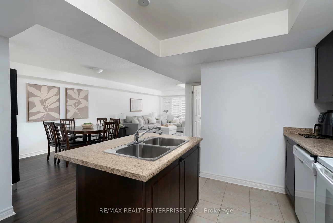 2420, Baronwood, 1019 - WM Westmount, Oakville