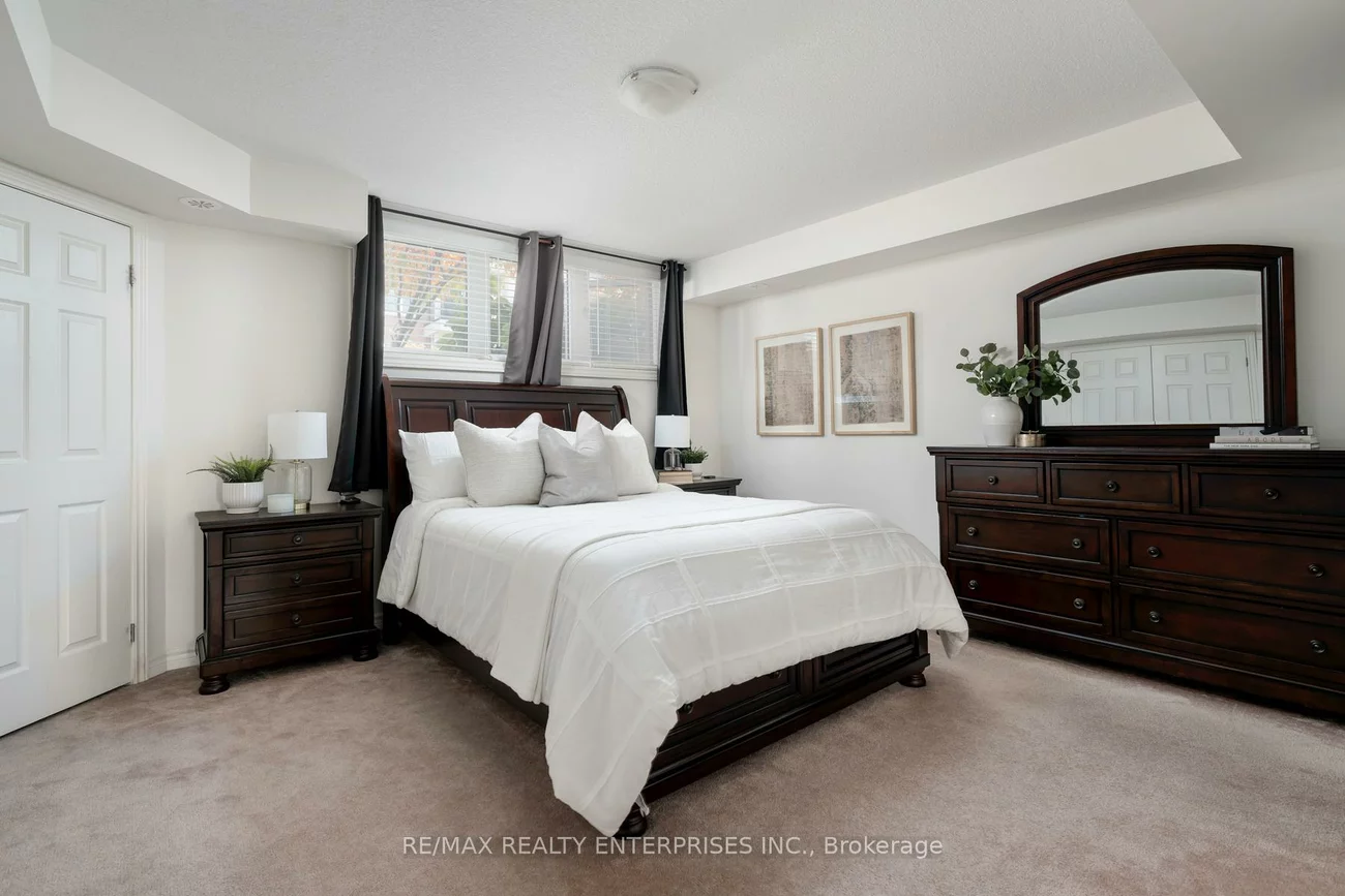 2420, Baronwood, 1019 - WM Westmount, Oakville