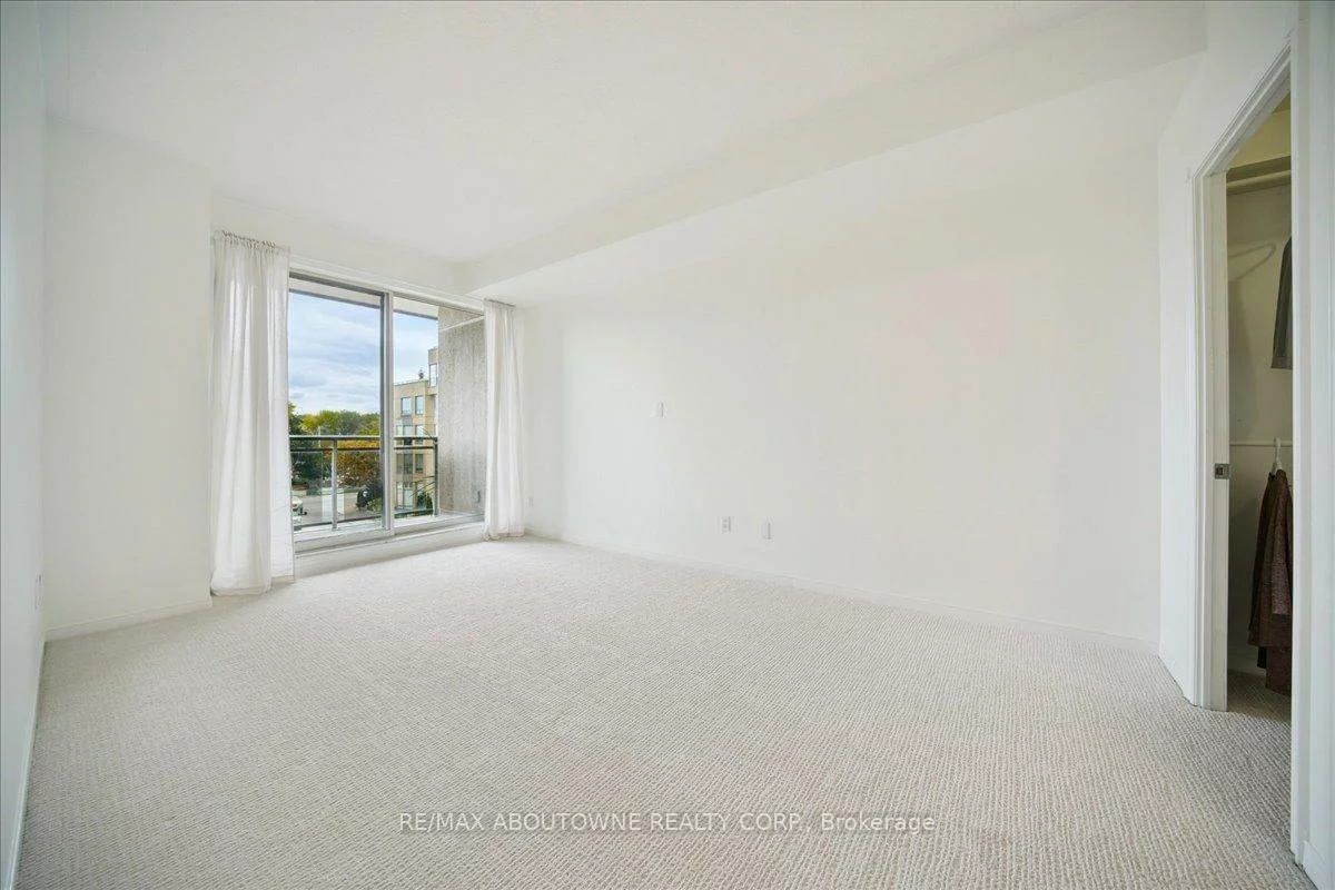 2511, Lakeshore, 1001 - BR Bronte, Oakville