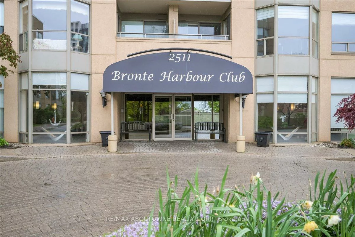 2511, Lakeshore, 1001 - BR Bronte, Oakville