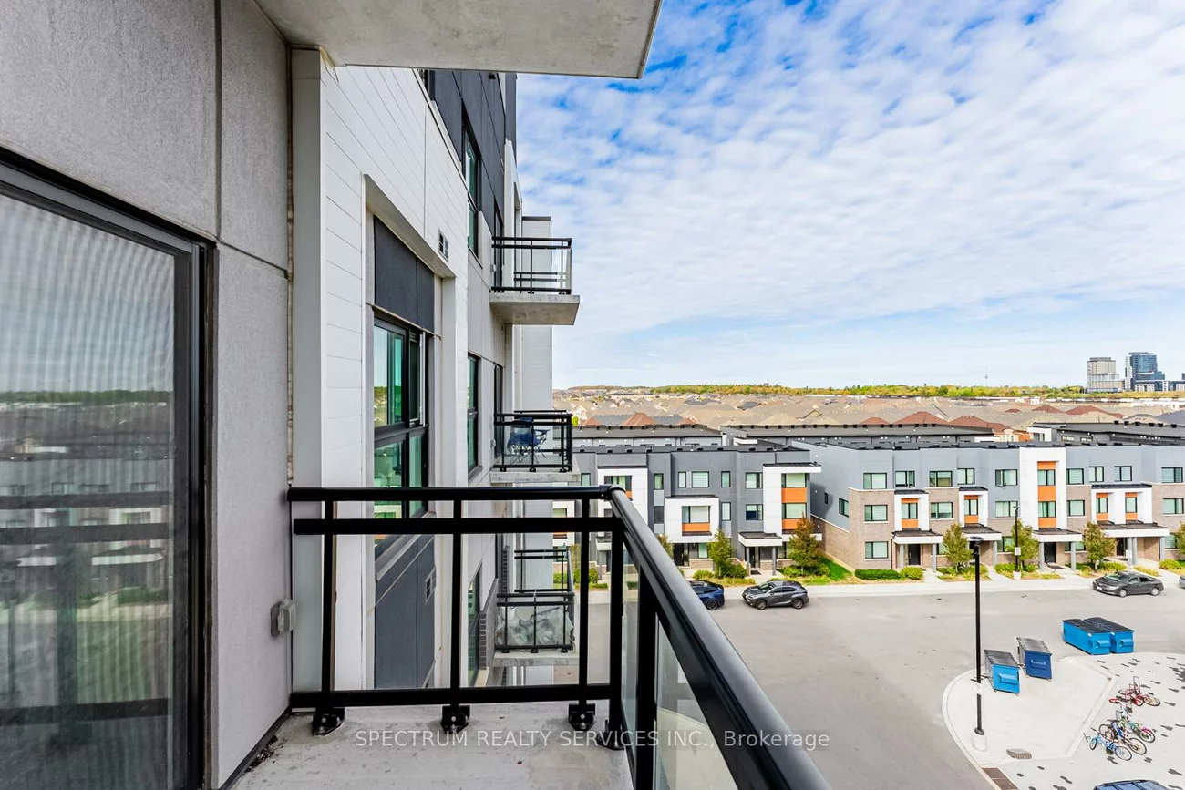 102, Grovewood, 1008 - GO Glenorchy, Oakville