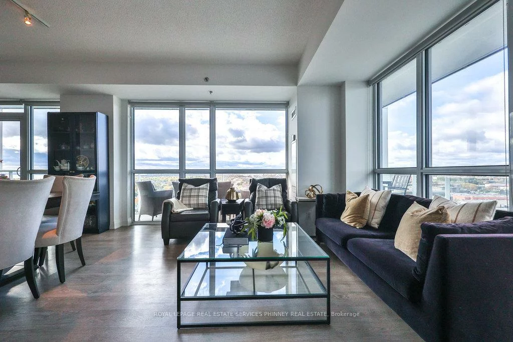 55, SPEERS, 1014 - QE Queen Elizabeth, Oakville