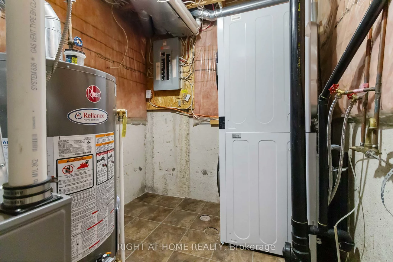 1520, Reeves, 1007 - GA Glen Abbey, Oakville