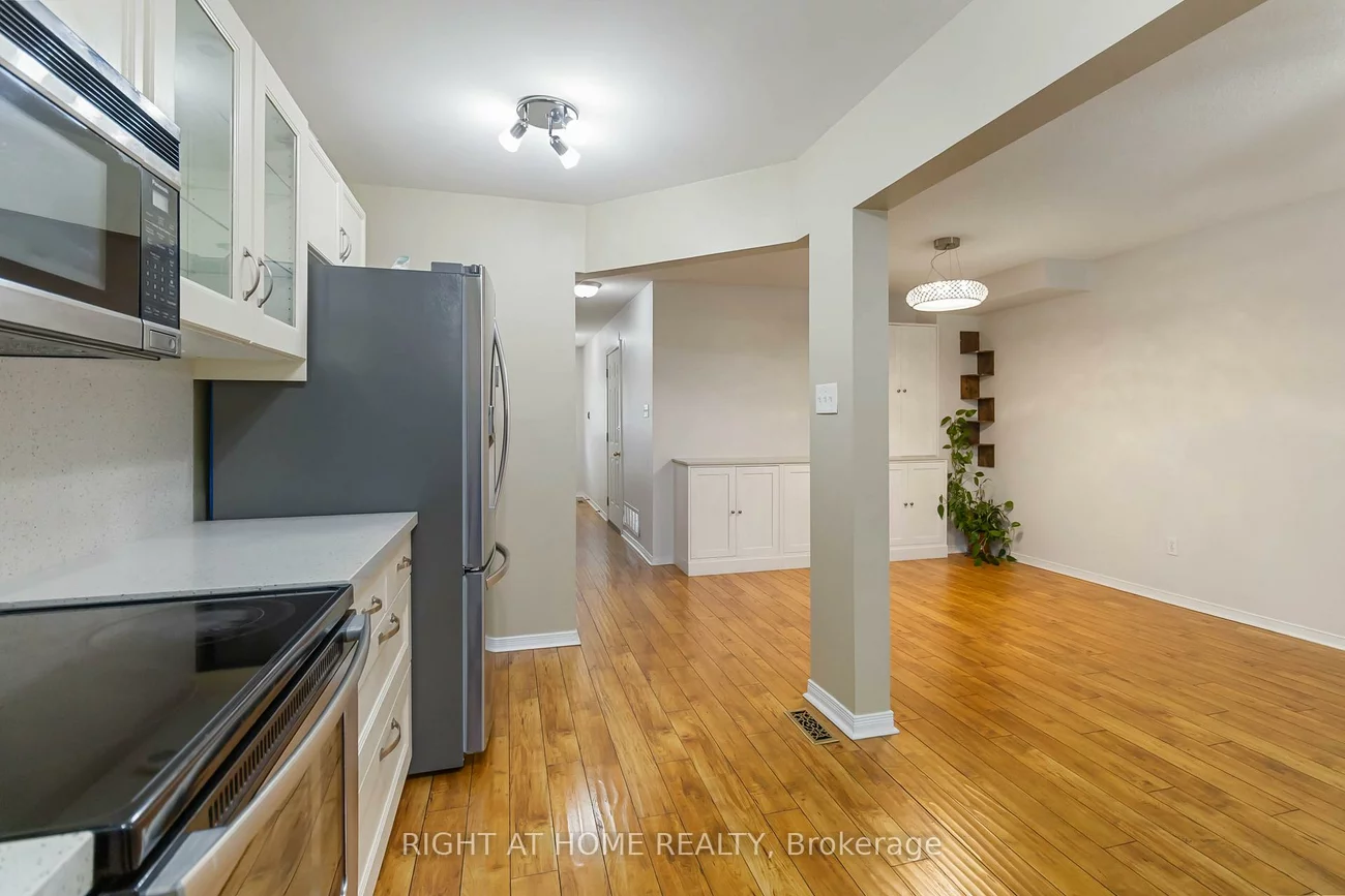 1520, Reeves, 1007 - GA Glen Abbey, Oakville