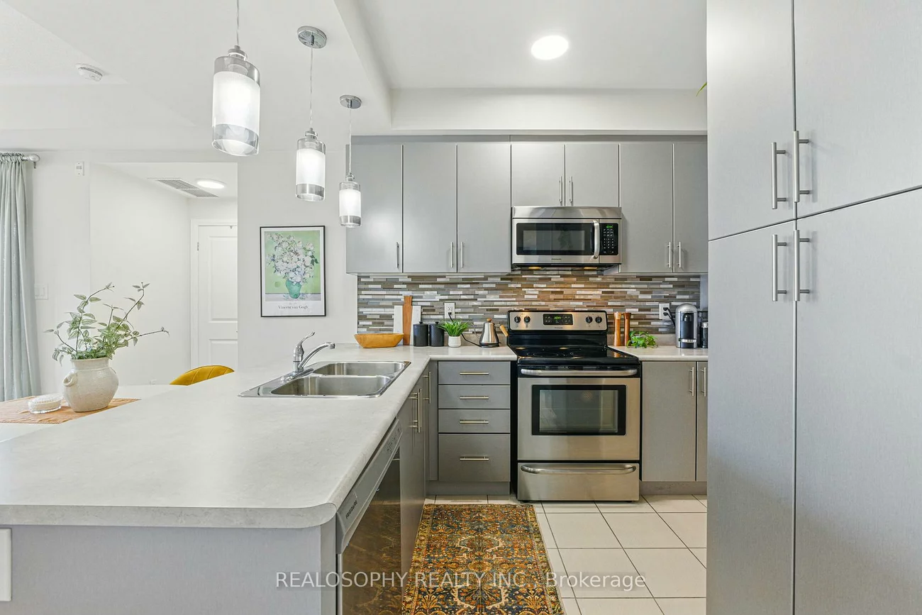 2333, Sawgrass, 1015 - RO River Oaks, Oakville