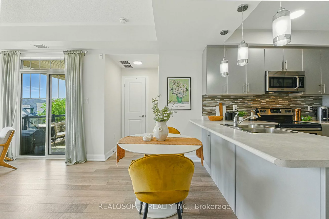 2333, Sawgrass, 1015 - RO River Oaks, Oakville