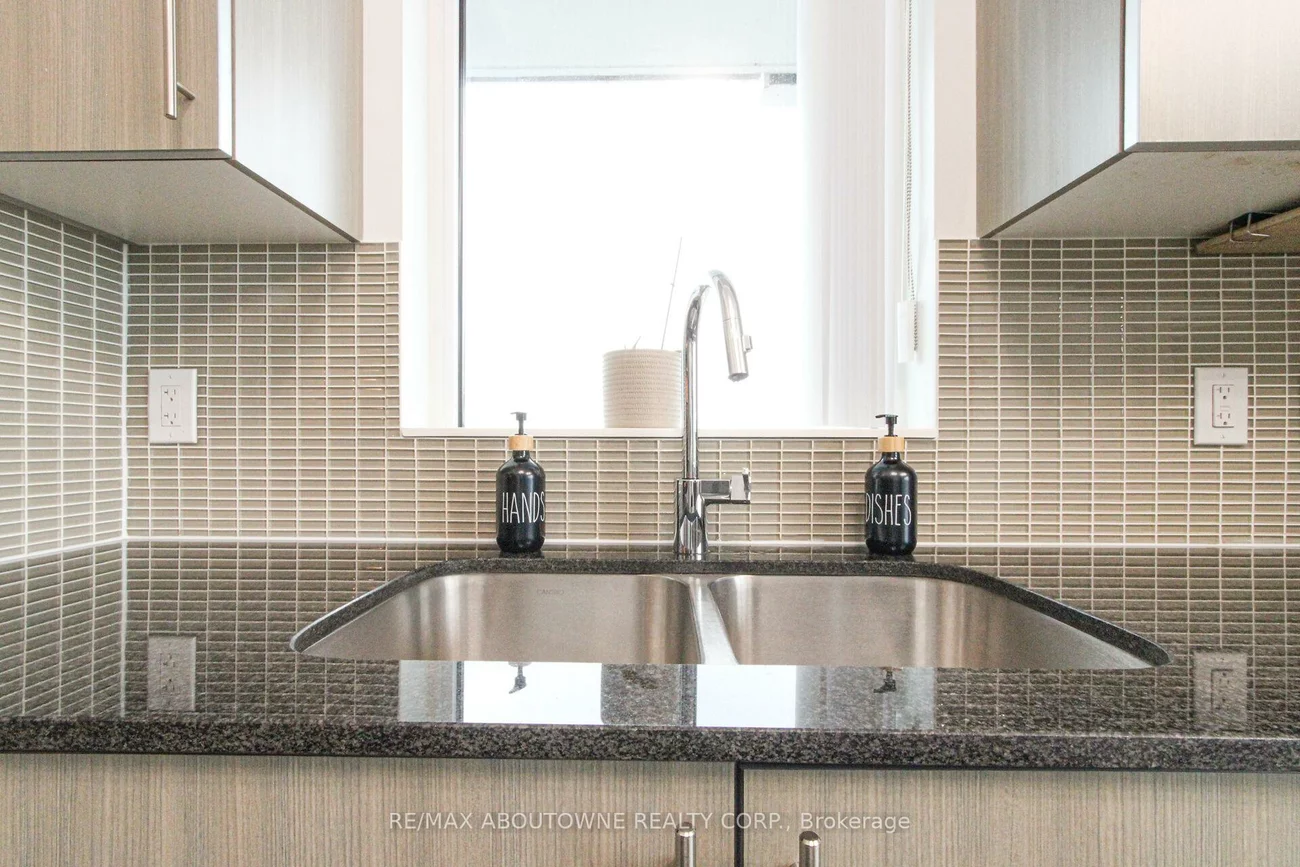 65, Speers, 1013 - OO Old Oakville, Oakville