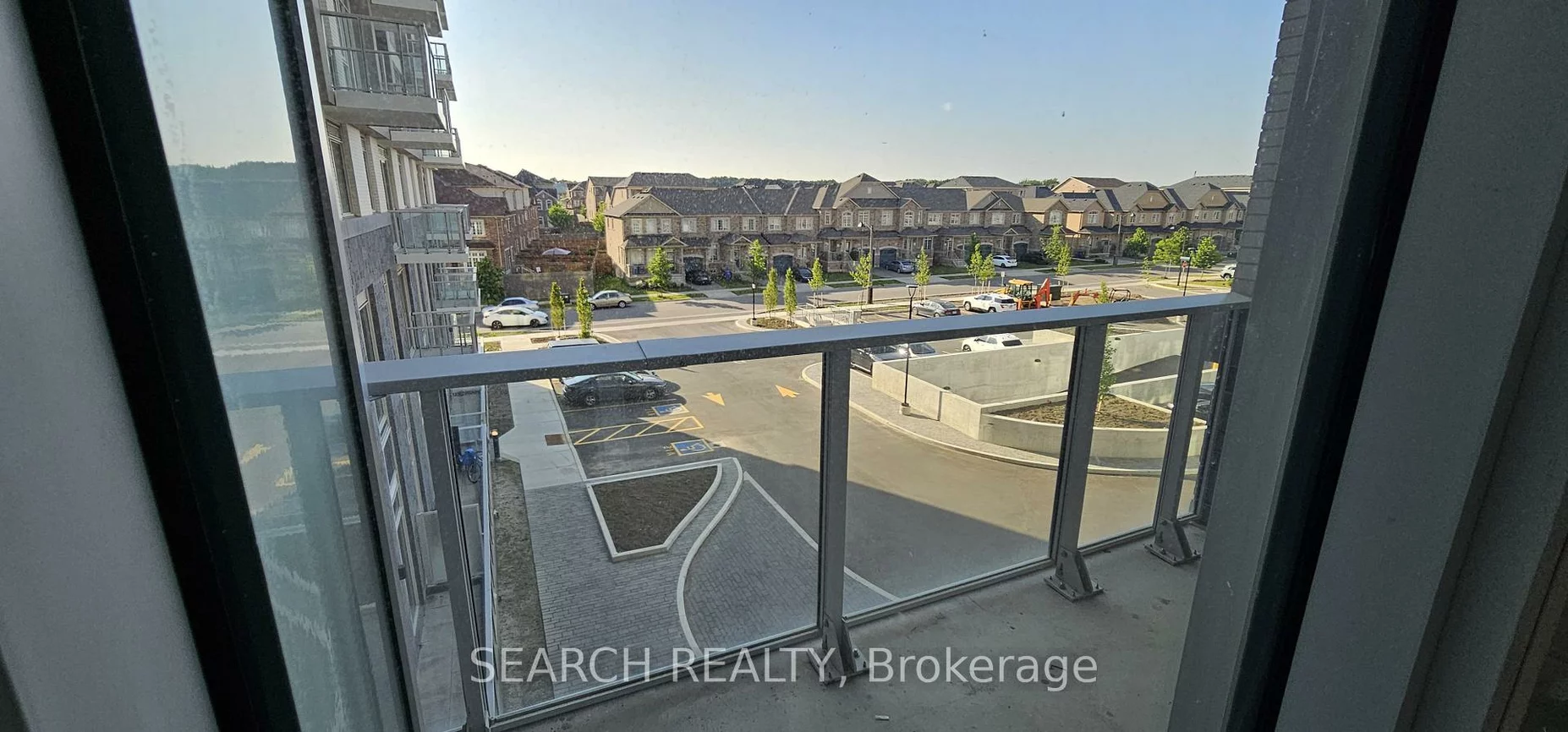 412, Silver Maple, 1010 - JM Joshua Meadows, Oakville