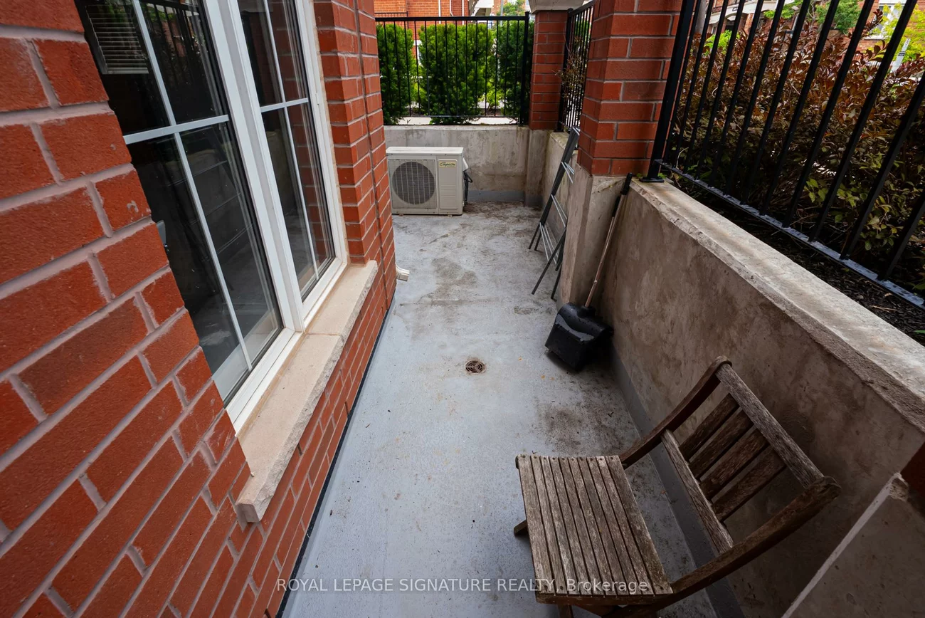 2492, Post, 1015 - RO River Oaks, Oakville