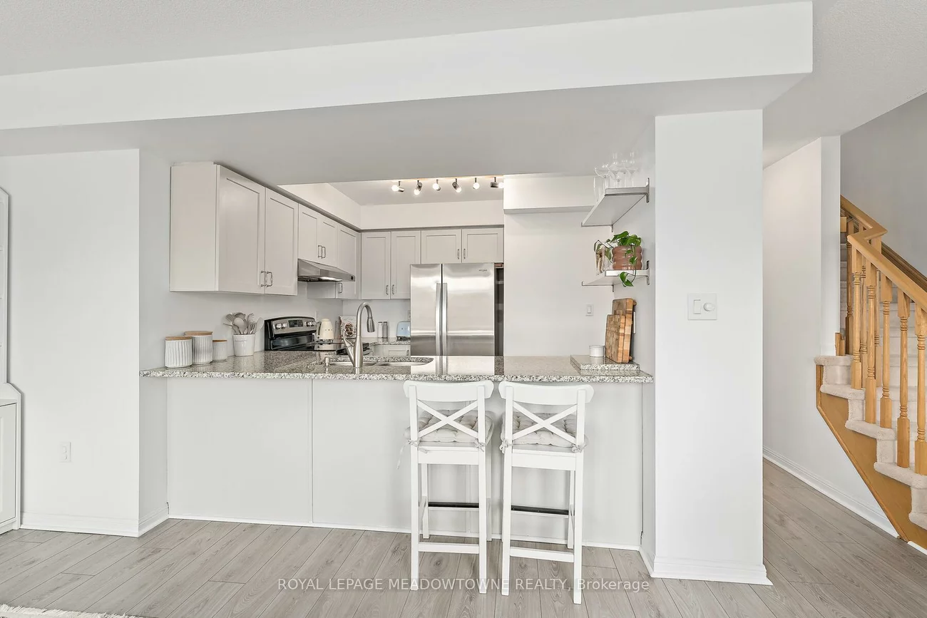 2614, Dashwood, 1022 - WT West Oak Trails, Oakville