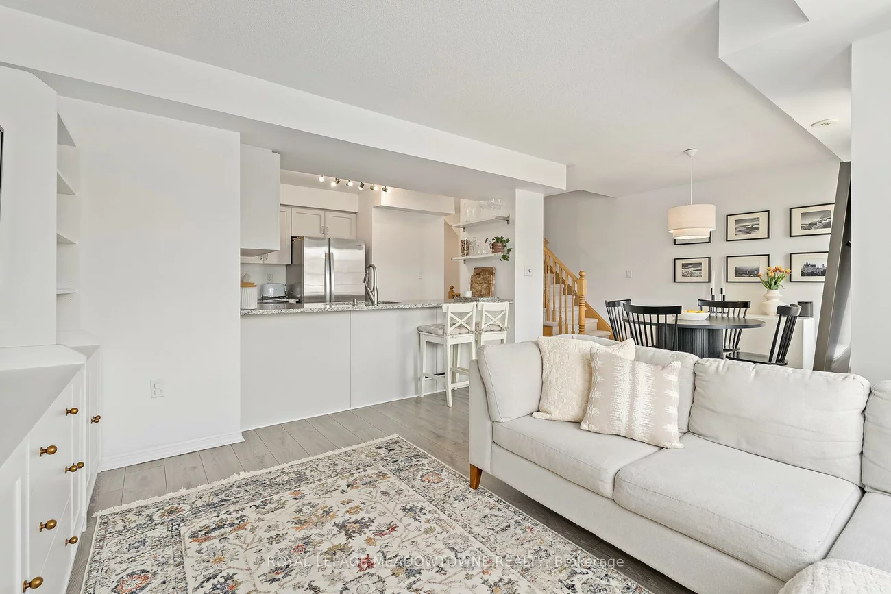 2614, Dashwood, 1022 - WT West Oak Trails, Oakville