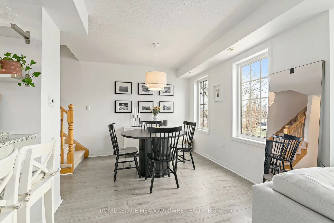 2614, Dashwood, 1022 - WT West Oak Trails, Oakville