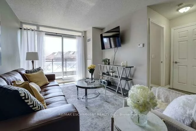 2391, Central Park, 1015 - RO River Oaks, Oakville