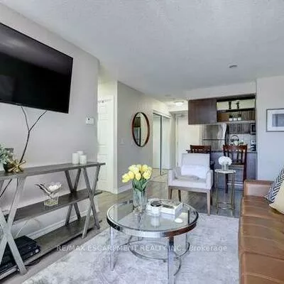 2391, Central Park, 1015 - RO River Oaks, Oakville