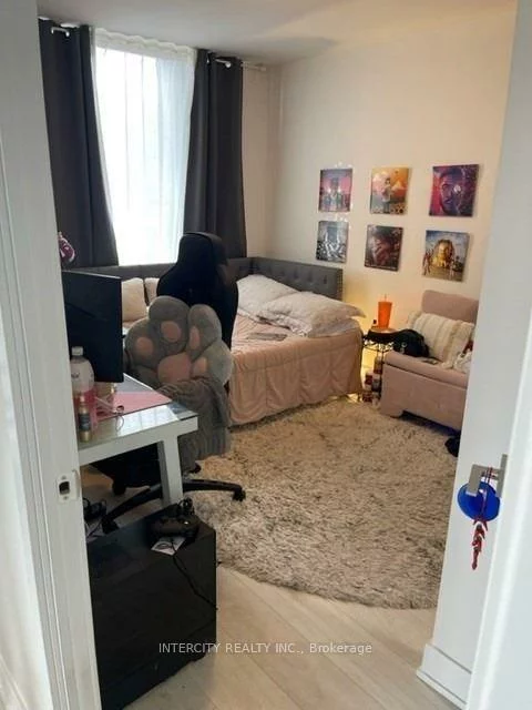 297, Oak Walk, 1015 - RO River Oaks, Oakville