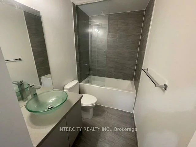 297, Oak Walk, 1015 - RO River Oaks, Oakville