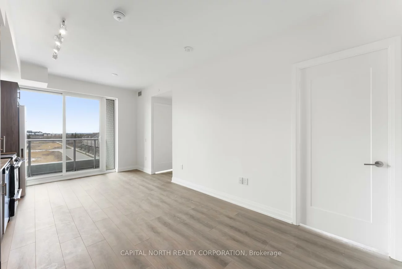 412, Silver Maple, 1010 - JM Joshua Meadows, Oakville