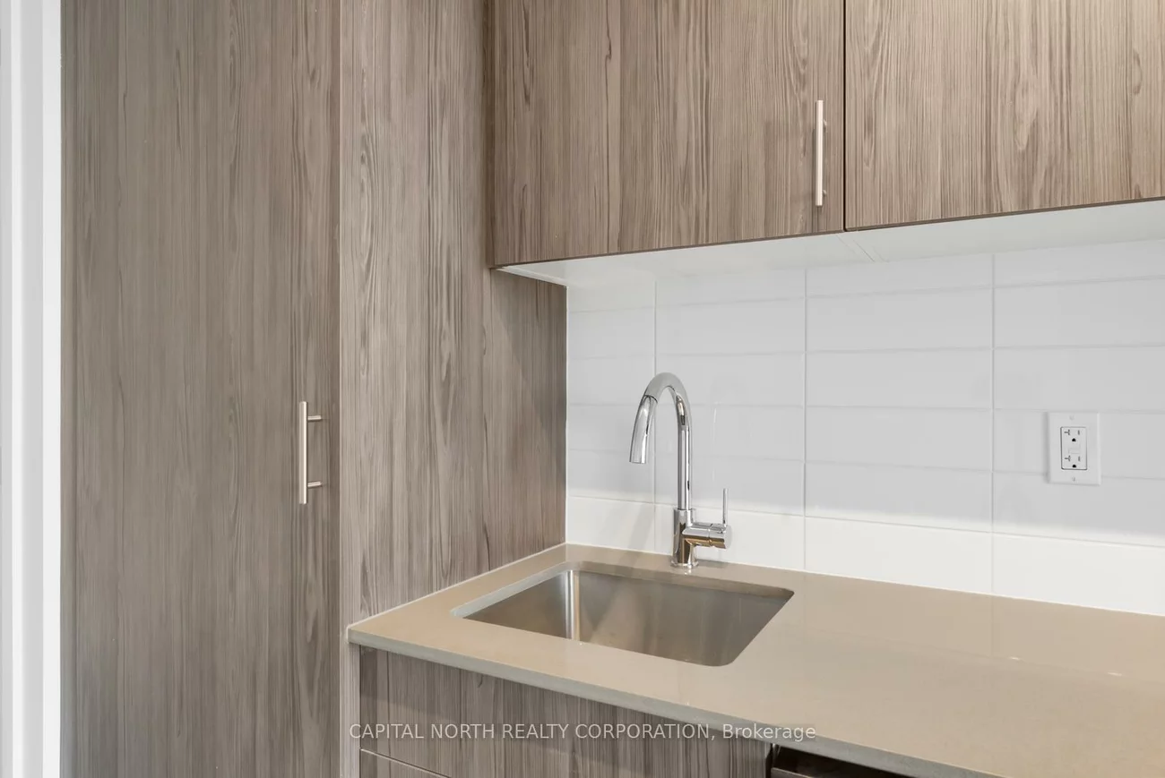 412, Silver Maple, 1010 - JM Joshua Meadows, Oakville