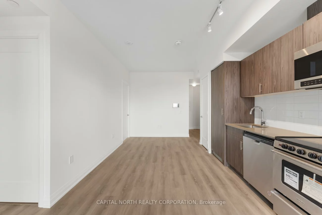 412, Silver Maple, 1010 - JM Joshua Meadows, Oakville