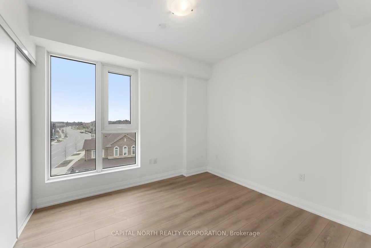 412, Silver Maple, 1010 - JM Joshua Meadows, Oakville