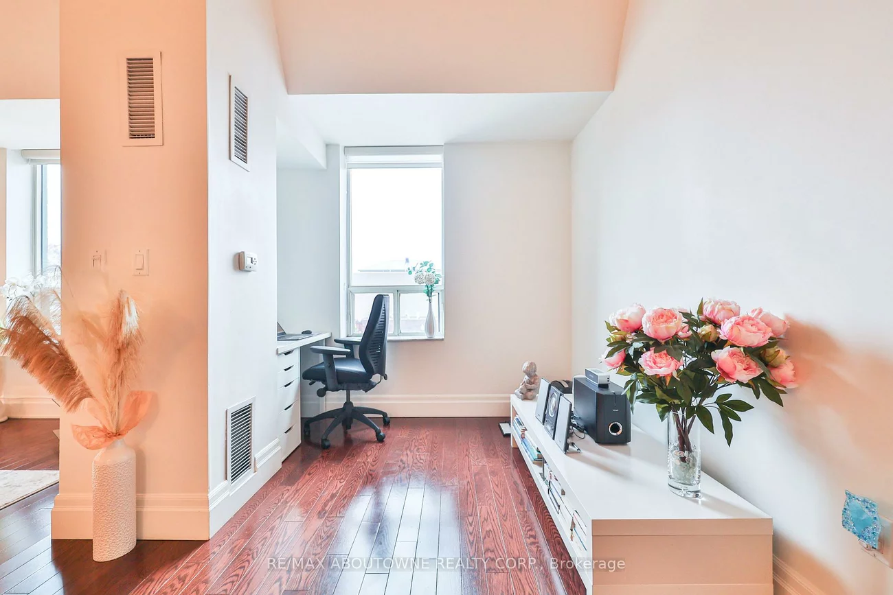 185, Robinson, 1013 - OO Old Oakville, Oakville