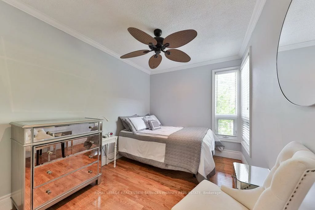 1250, Marlborough, 1003 - CP College Park, Oakville