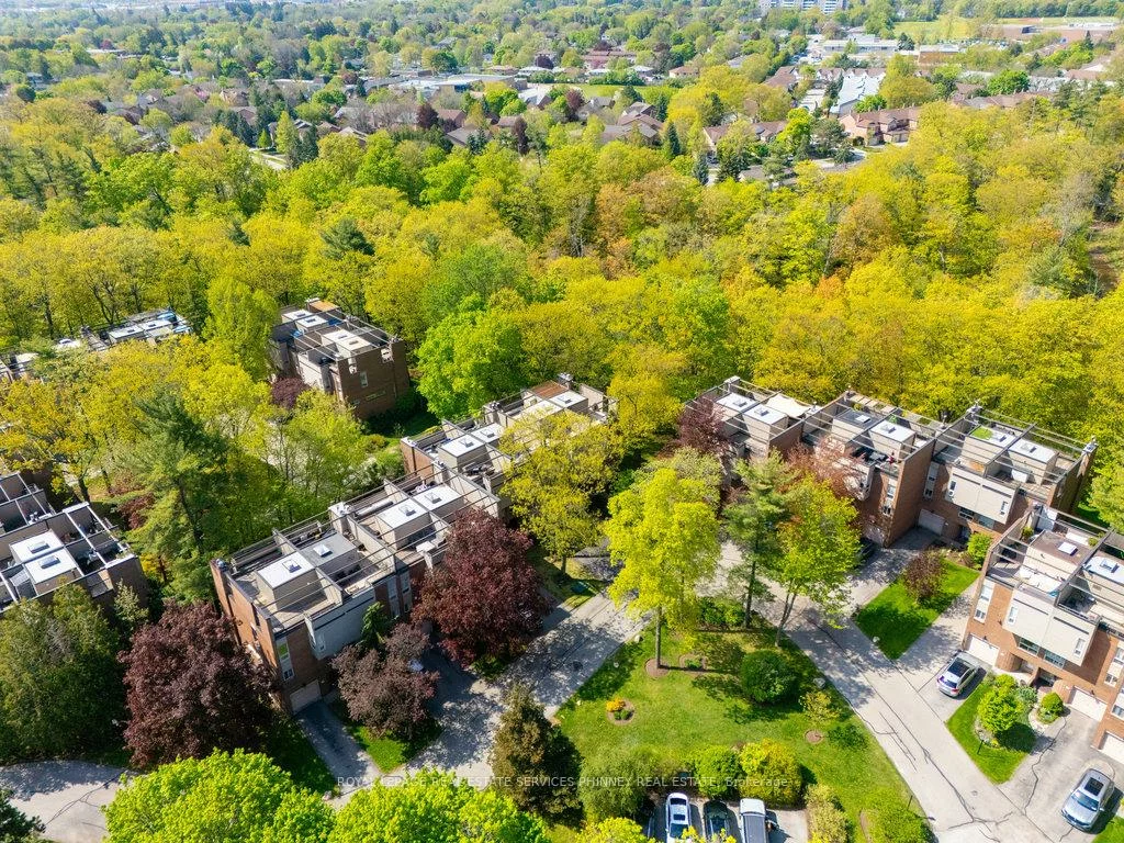 1250, Marlborough, 1003 - CP College Park, Oakville