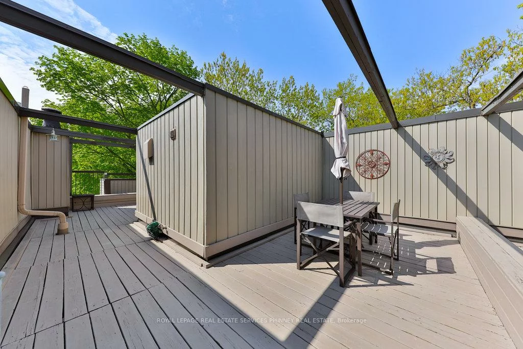 1250, Marlborough, 1003 - CP College Park, Oakville