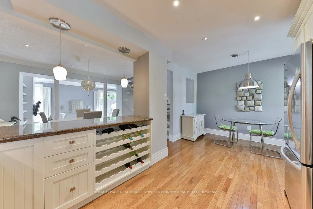 1250, Marlborough, 1003 - CP College Park, Oakville