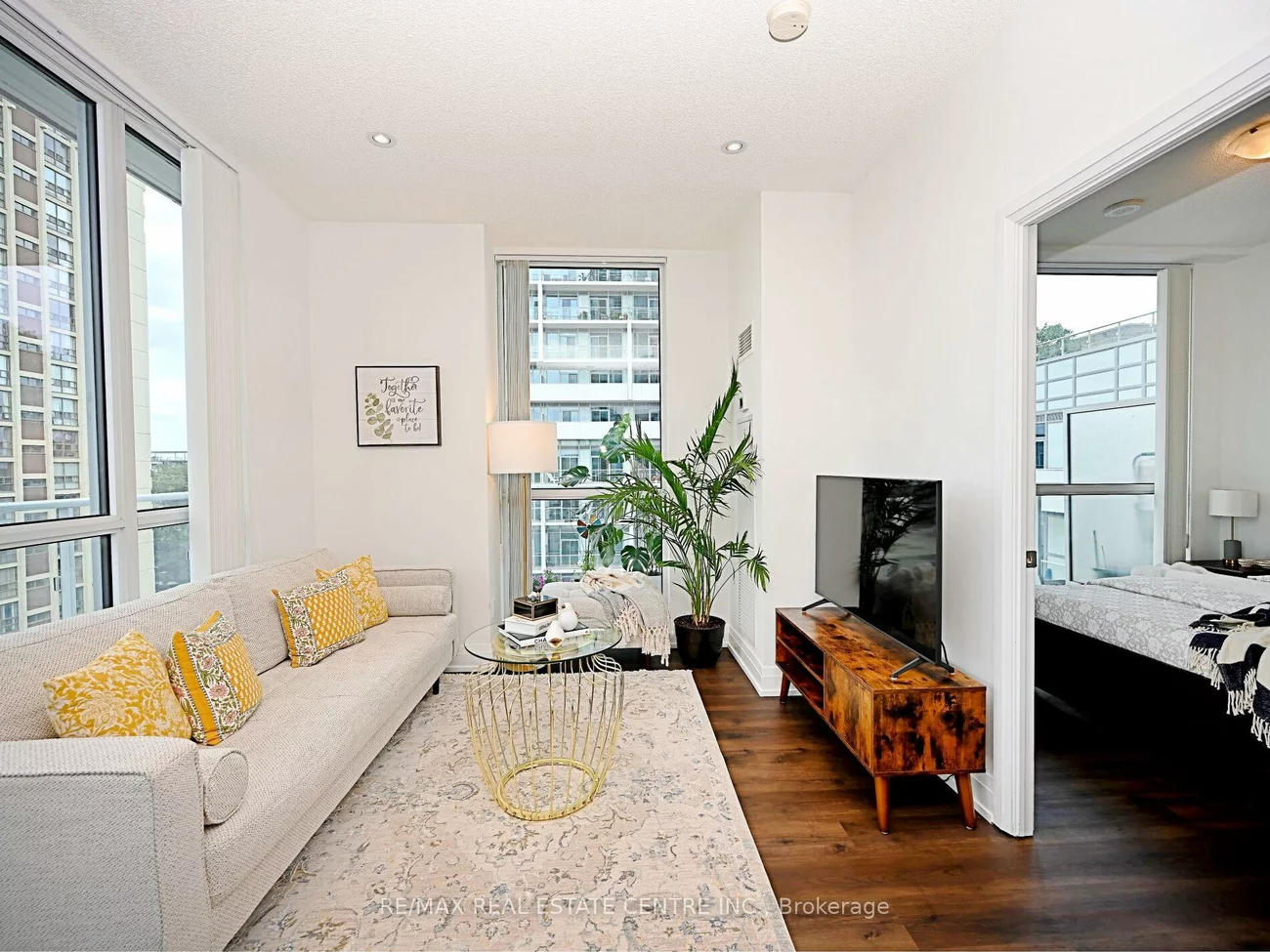 65, Speers, 1002 - CO Central, Oakville