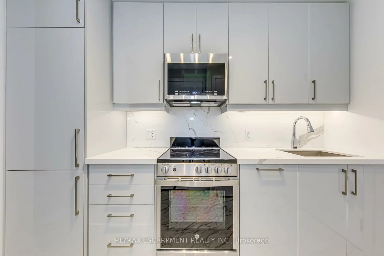 2450, Old Bronte, 1019 - WM Westmount, Oakville