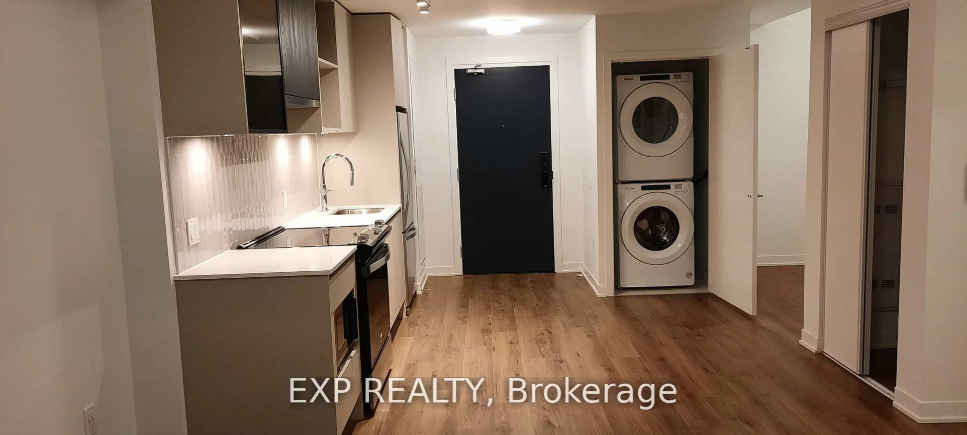 395, Dundas, 1008 - GO Glenorchy, Oakville