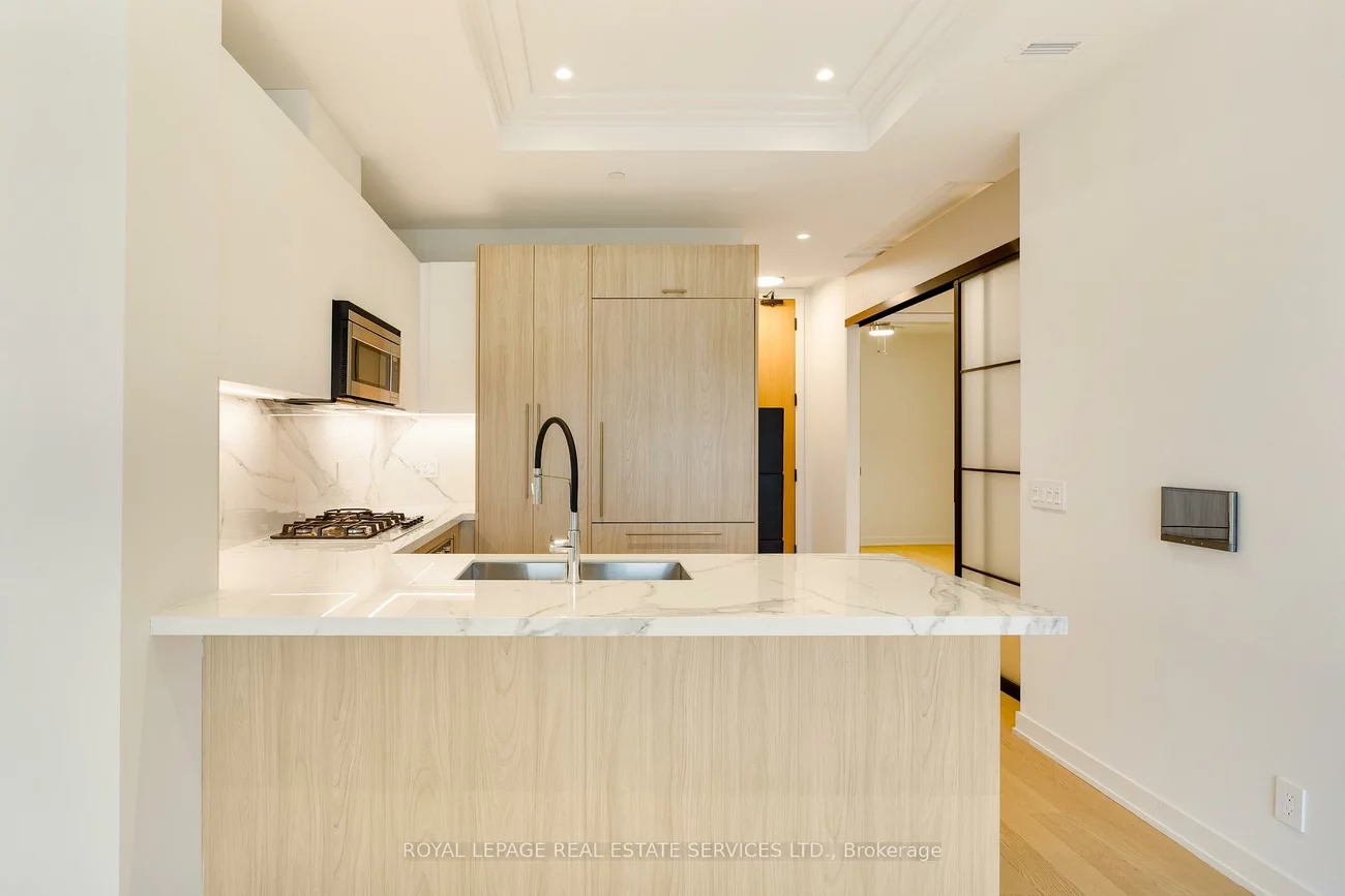 123, Maurice, 1002 - CO Central, Oakville