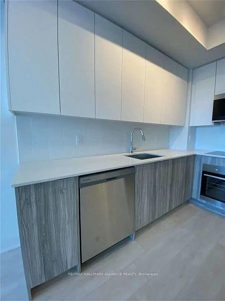 2485, Taunton, 1015 - RO River Oaks, Oakville