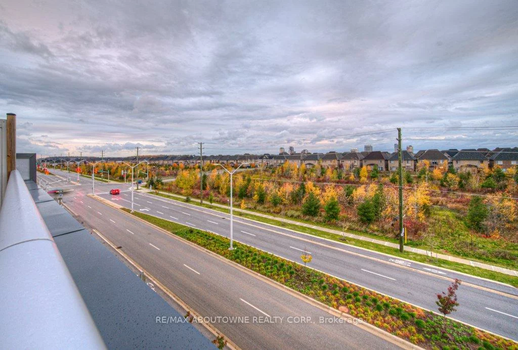 3078, Sixth, 1008 - GO Glenorchy, Oakville