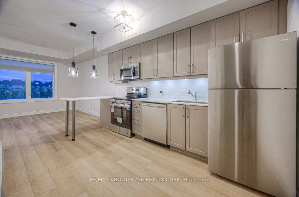 3078, Sixth, 1008 - GO Glenorchy, Oakville