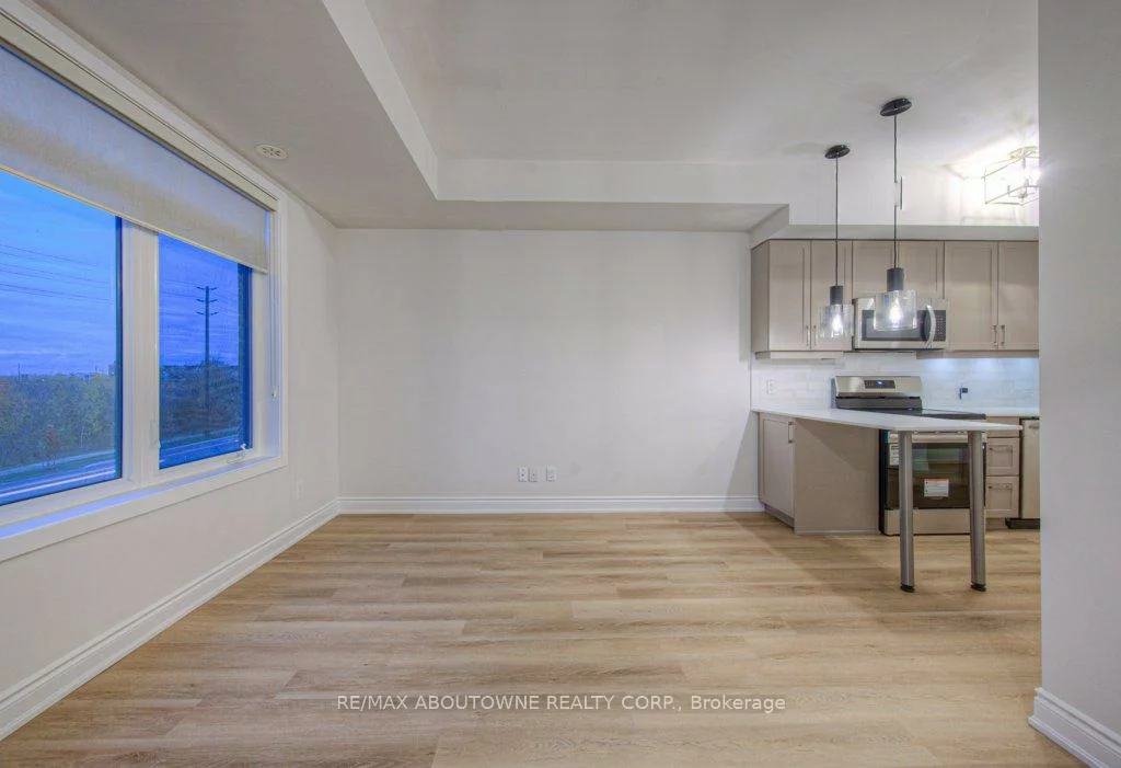 3078, Sixth, 1008 - GO Glenorchy, Oakville