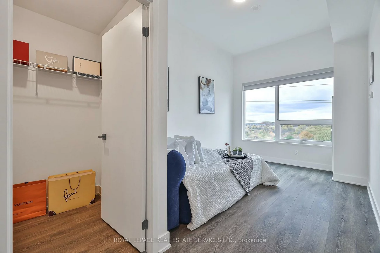 2489, Taunton, 1015 - RO River Oaks, Oakville